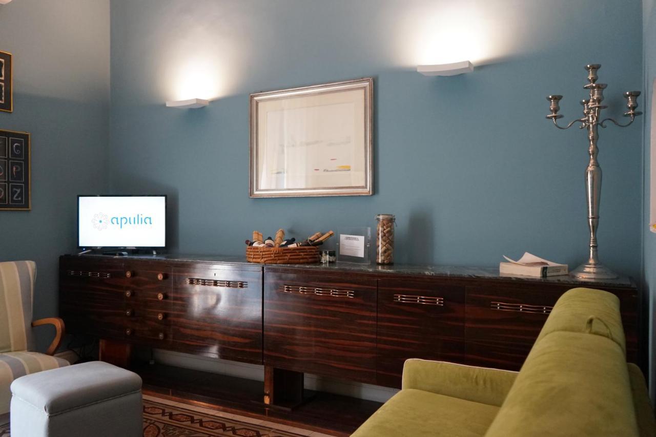 Appartamento Di Fronte Al Mare By Apulia Accommodation Bari Exterior foto